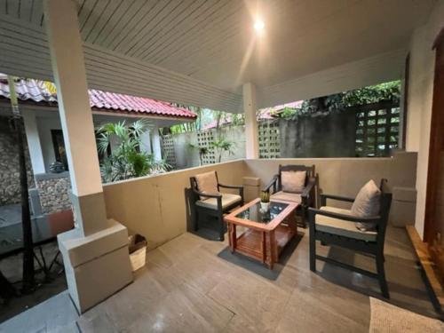 Samui Garden Home - Tap to explore photos