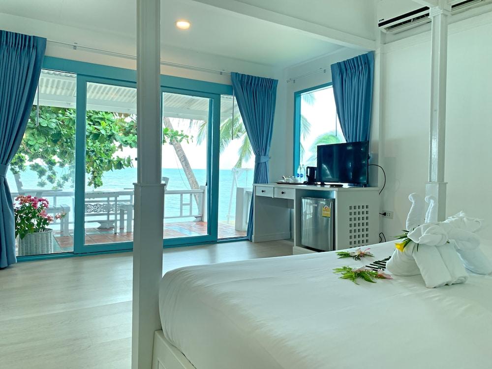 Sand Sea Beach Resort Room Type - Suite Beach Front