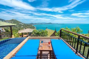 Sandalwood Luxury Villas - Tap to explore photos