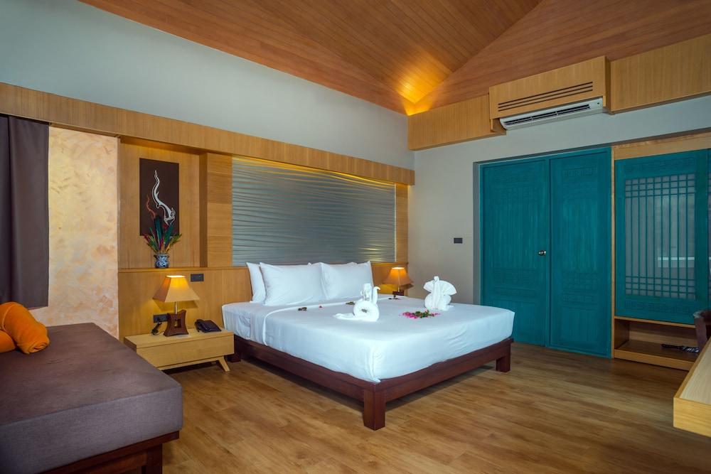 Weekender Resort Room Type - Deluxe Villa
