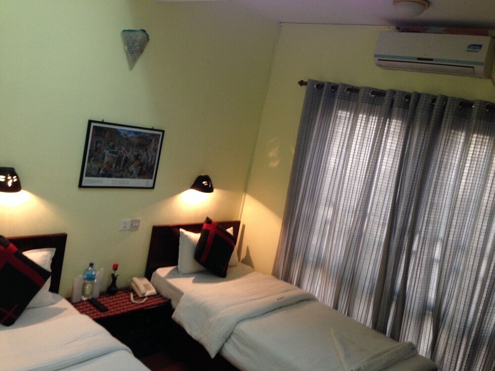 Hotel Buddha Land Room Type - Deluxe Twin Room