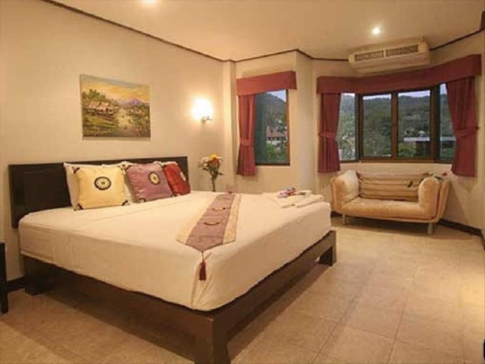 Angus O'Tool's Irish Pub Guesthouse Room Type - Deluxe Room