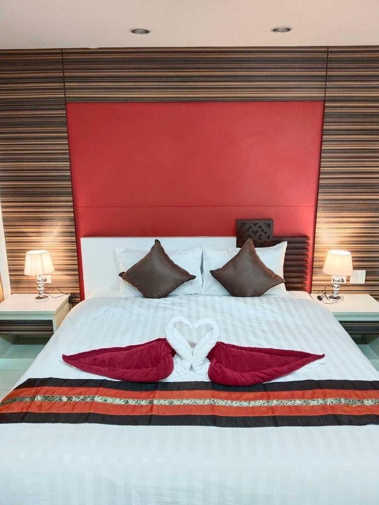 Patong Max Value Hotel - Tap to explore photos