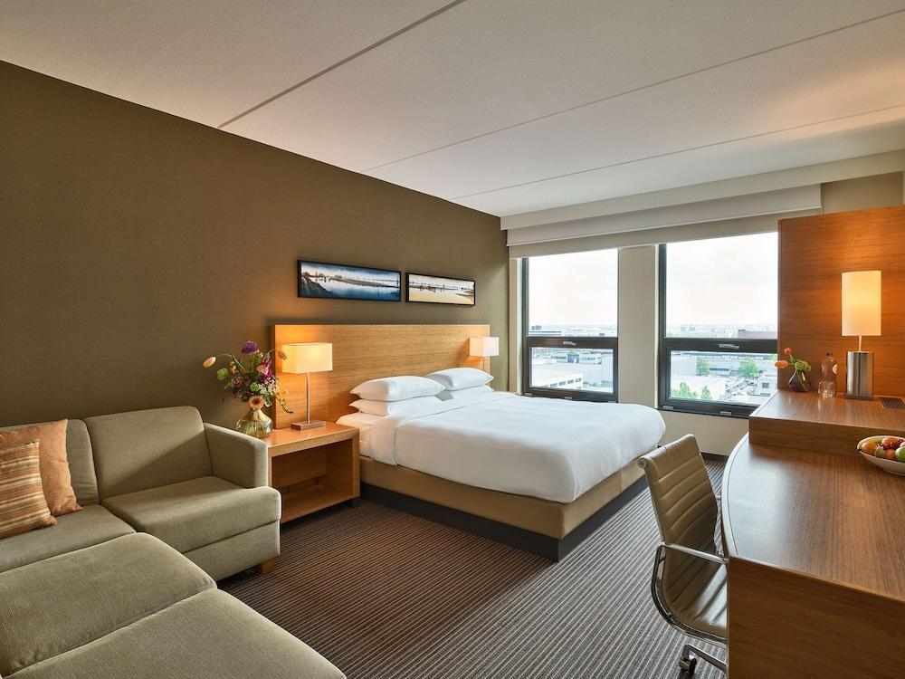 Hyatt Place Amsterdam Airport Room Type - Room, 1 King Bed with Sofa bed (High Floor)