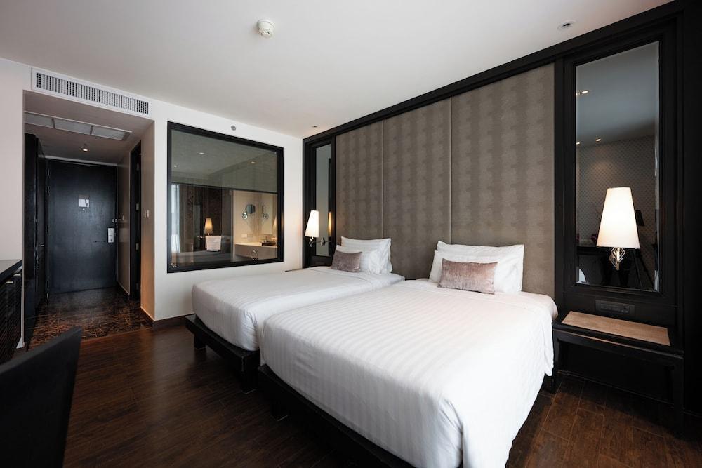 Movenpick Hotel Sukhumvit 15 Bangkok Room Type - Executive Twin - Child Sharing Bed Movenpick Hotel Sukhumvit 15 Bangkok Room Type - Executive Twin - Child Sharing Bed