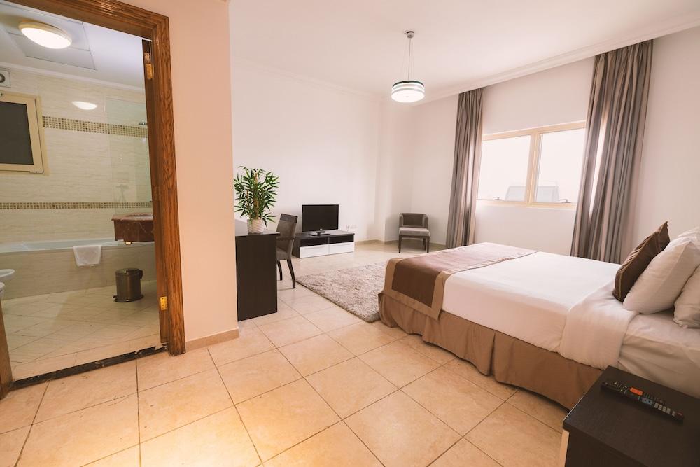Magnum Hotel & Suites West Bay Room Type - Penthouse