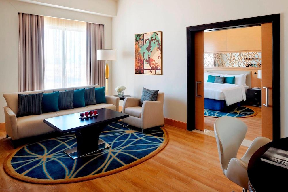 Dubai Marriott Hotel Al Jaddaf Room Type - Executive Suite, 1 King Bed, Non Smoking