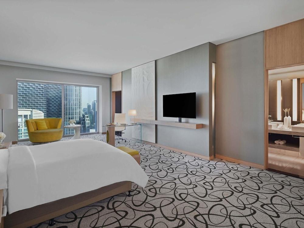 SOFITEL DUBAI DOWNTOWN Room Type - Junior Suite with King Bed and Burj Khalifa View SOFITEL DUBAI DOWNTOWN Room Type - Junior Suite with King Bed and Burj Khalifa View