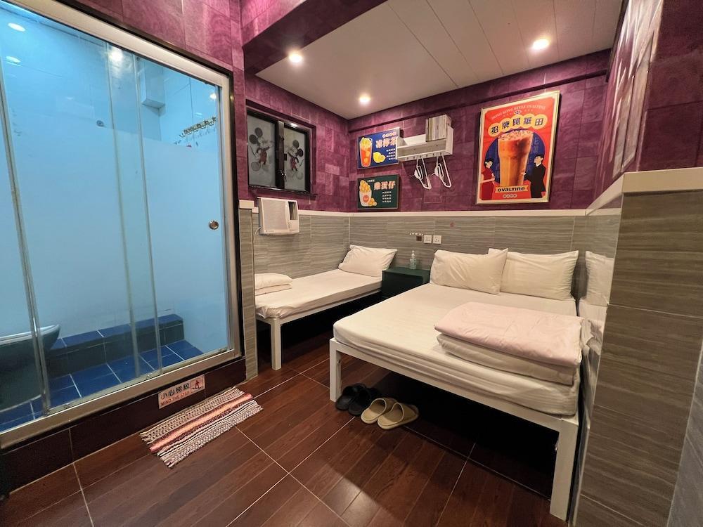 Venetian Hostel Room Type - Comfort Triple Room