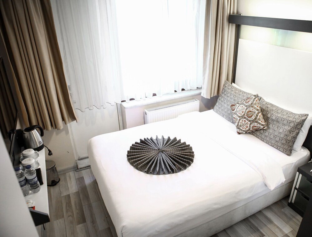 The Legend Platine Suite Istanbul Price Address Reviews