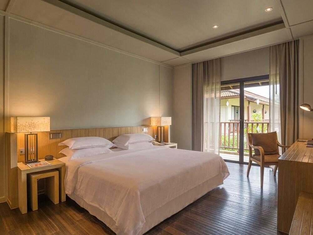 Dusit Thani Krabi Beach Resort Room Type - Club One Bedroom Sea Facing Suite