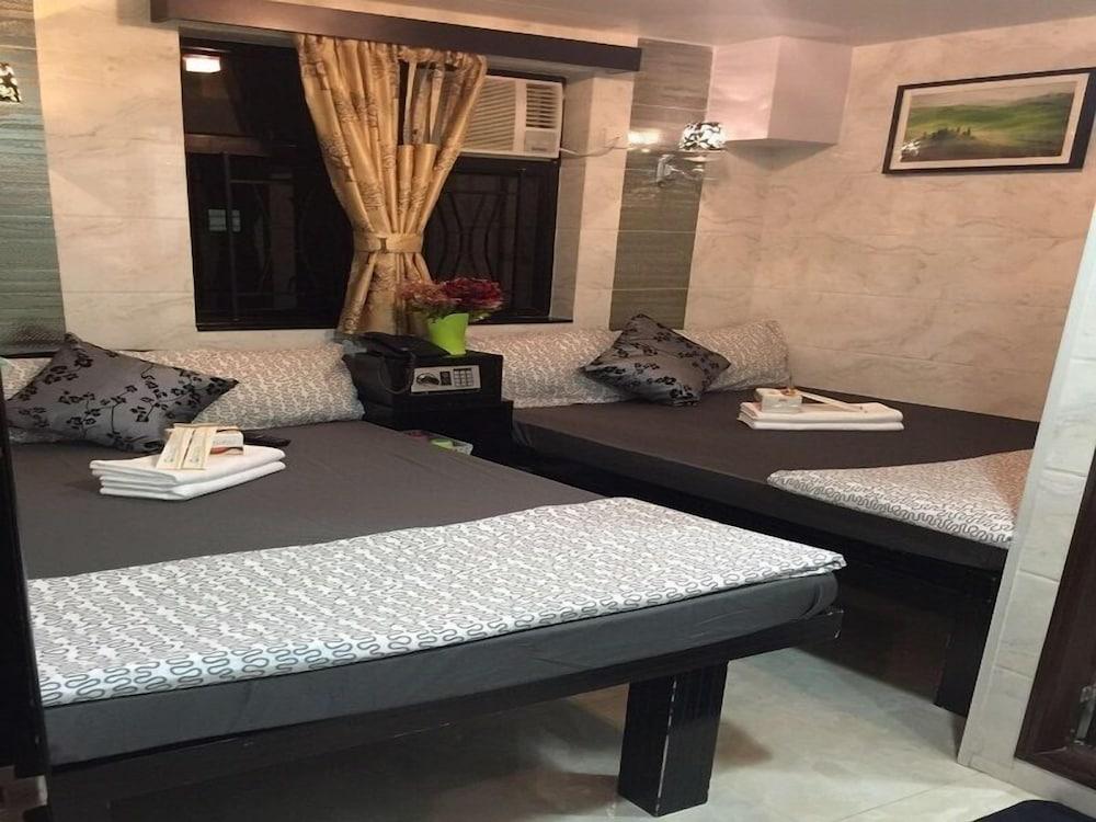 Hostel Skylark Hong Kong Room Type - Standard Family Room