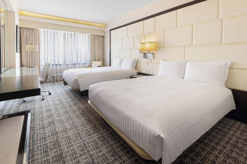 Regal Airport Hotel Room Type - Family Quadruple