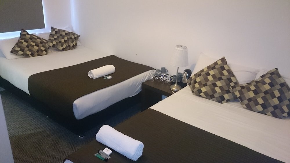Chester Hotel Room Type - Triple Room, Ensuite