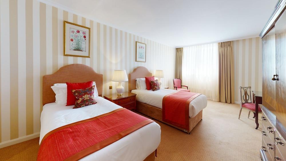 Cheval Thorney Court Room Type - Deluxe Apartment, 2 Bedrooms, Park View Cheval Thorney Court Room Type - Deluxe Apartment, 2 Bedrooms, Park View