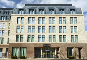 Staybridge Suites London-Vauxhall - Tap to explore photos