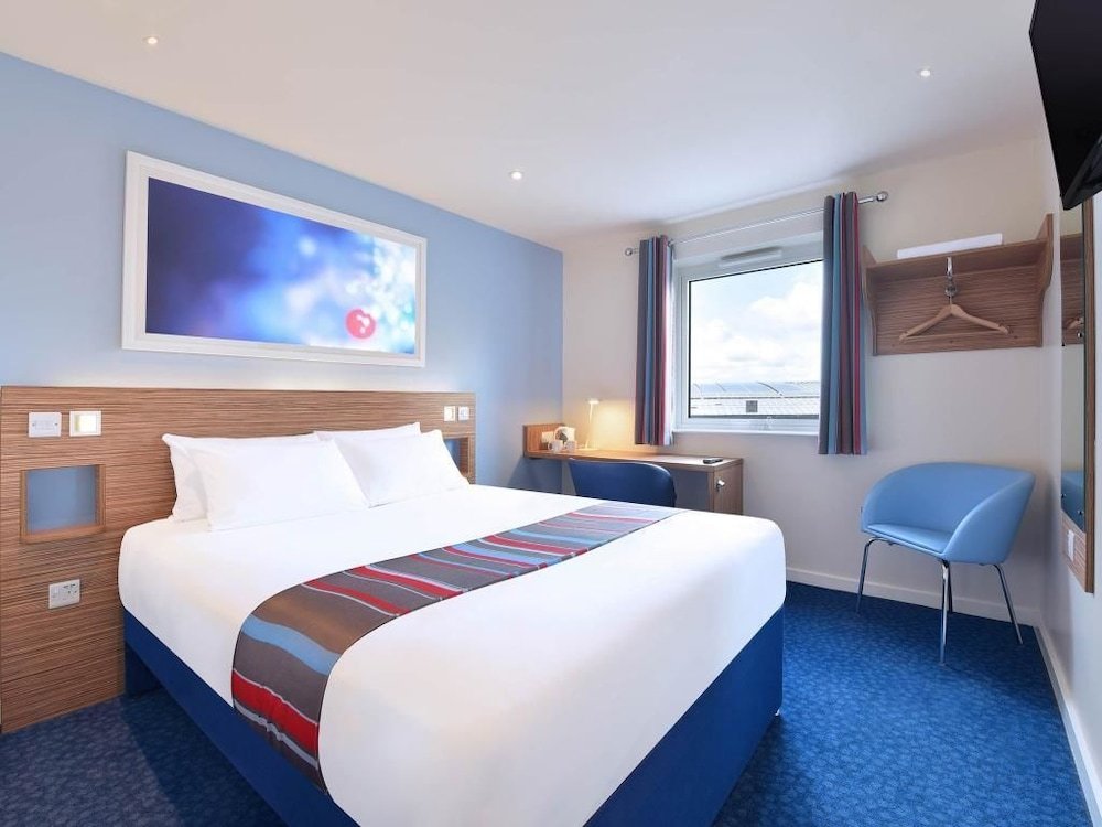 Travelodge London Bethnel Green - Tap to explore photos