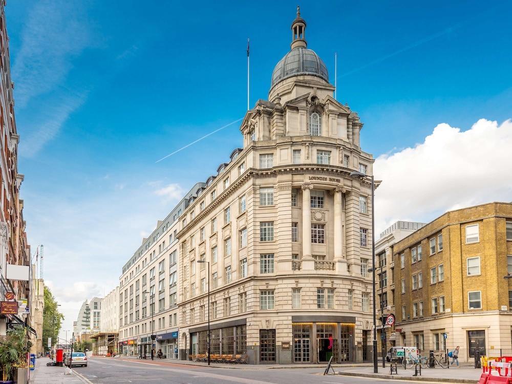 Travelodge London Central City Road Hotel - Tap to explore photos