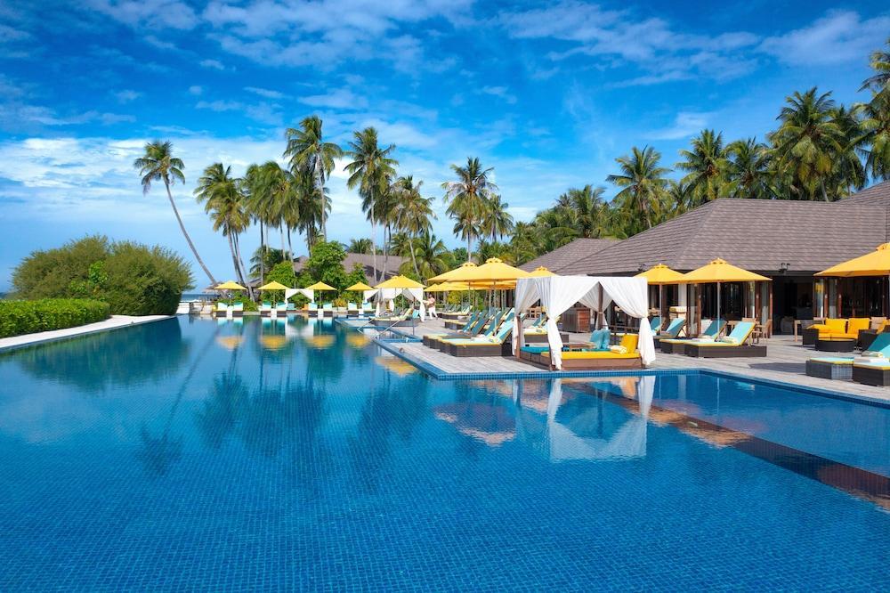 Atmosphere Kanifushi - Premium All Inclusive with Free Transfers - Tap to explore photos