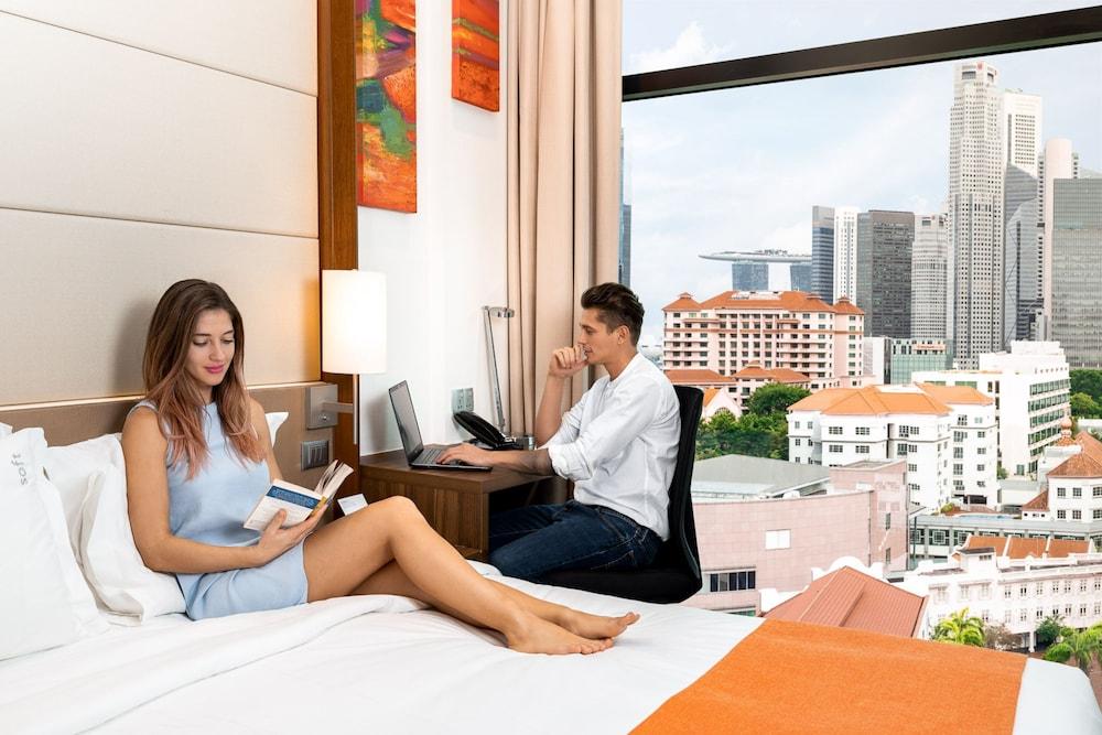 Holiday Inn Express SINGAPORE CLARKE QUAY - Tap to explore photos