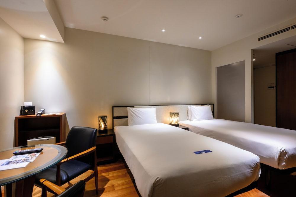 Shinjuku Granbell Hotel Room Type - Executive Twin / Mature, Non Smoking Shinjuku Granbell Hotel Room Type - Executive Twin / Mature, Non Smoking