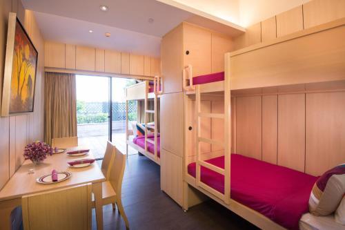 Noah's Ark Hotel & Resort - Tap to explore photos