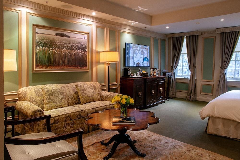 Windsor Arms Hotel Room Type - Junior Suite, 1 King Bed with Sofa Bed Windsor Arms Hotel Room Type - Junior Suite, 1 King Bed with Sofa Bed