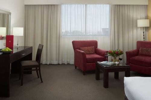 Rydges Norwest Sydney - Tap to explore photos