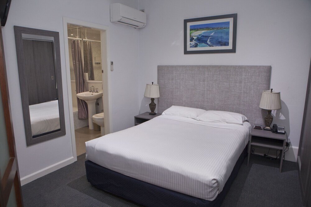 The Savoy Double Bay Hotel Room Type - Standard Atrium Room