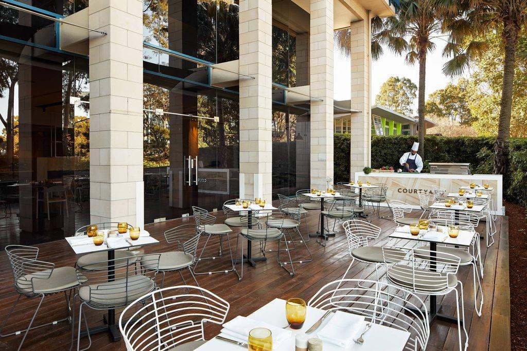 Courtyard by Marriott Sydney-North Ryde - Tap to explore photos
