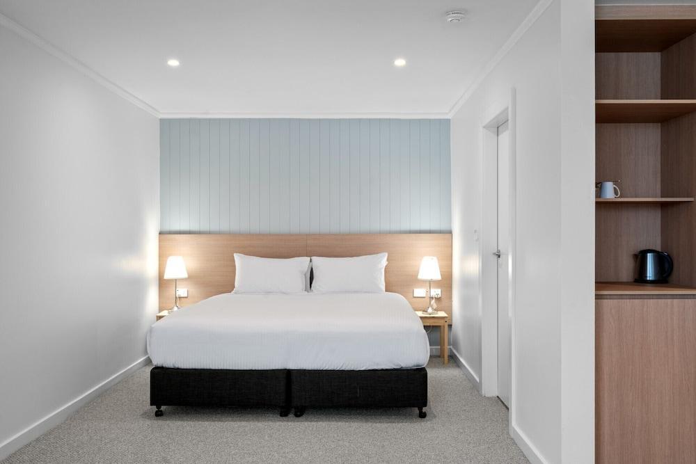 Silkari Mirage Newport Room Type - Superior Room (King)