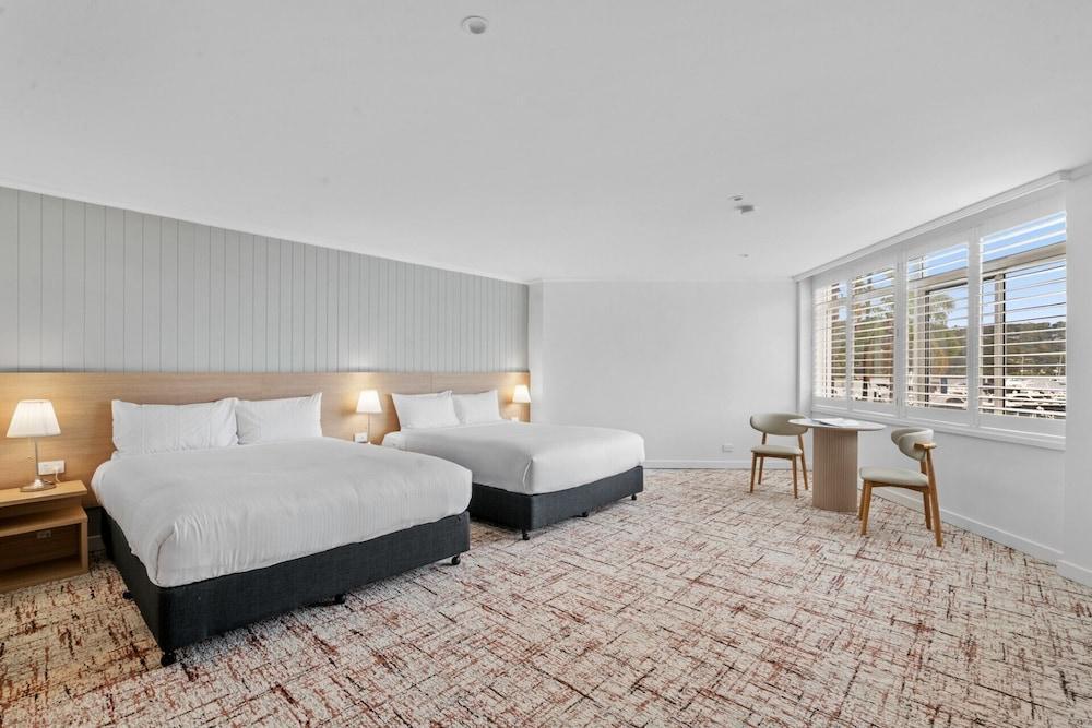 Silkari Mirage Newport Room Type - Superior Quadruple Room, Lake View