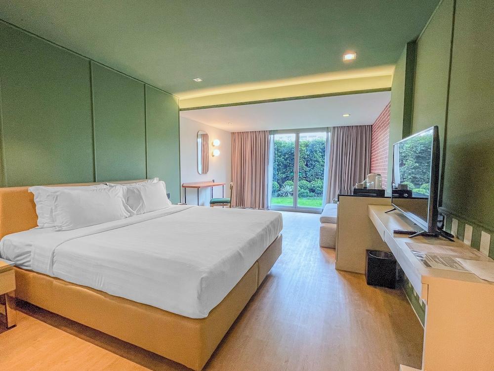 Happihaus Hotel Bangkok Room Type - Happier Room Double Bed