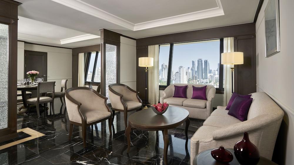 Grand Mercure Bangkok Atrium - Tap to explore photos