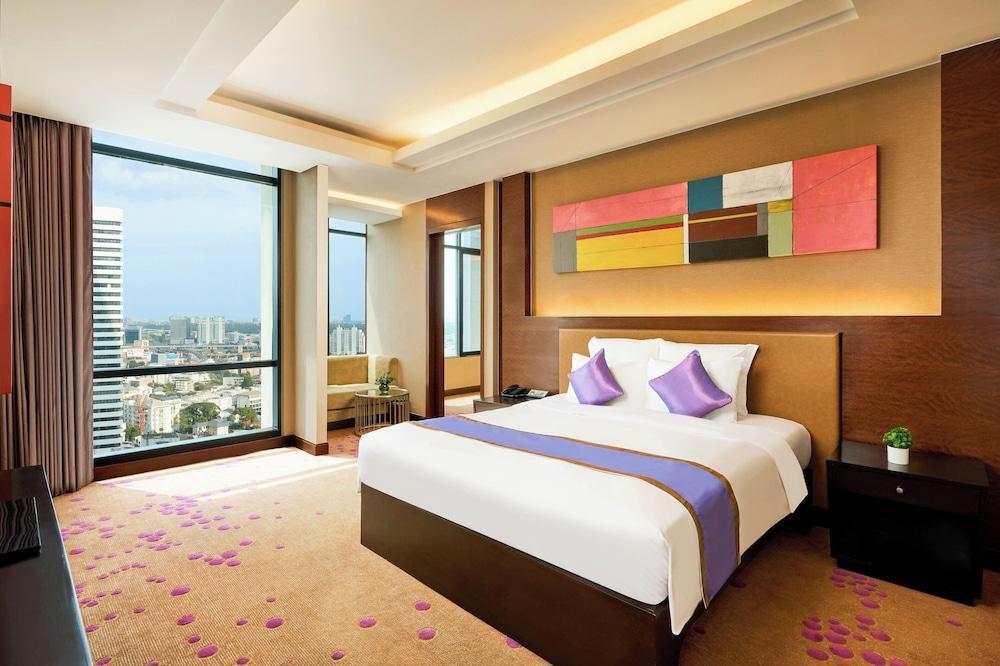 AETAS lumpini Room Type - Executive Suite AETAS lumpini Room Type - Executive Suite
