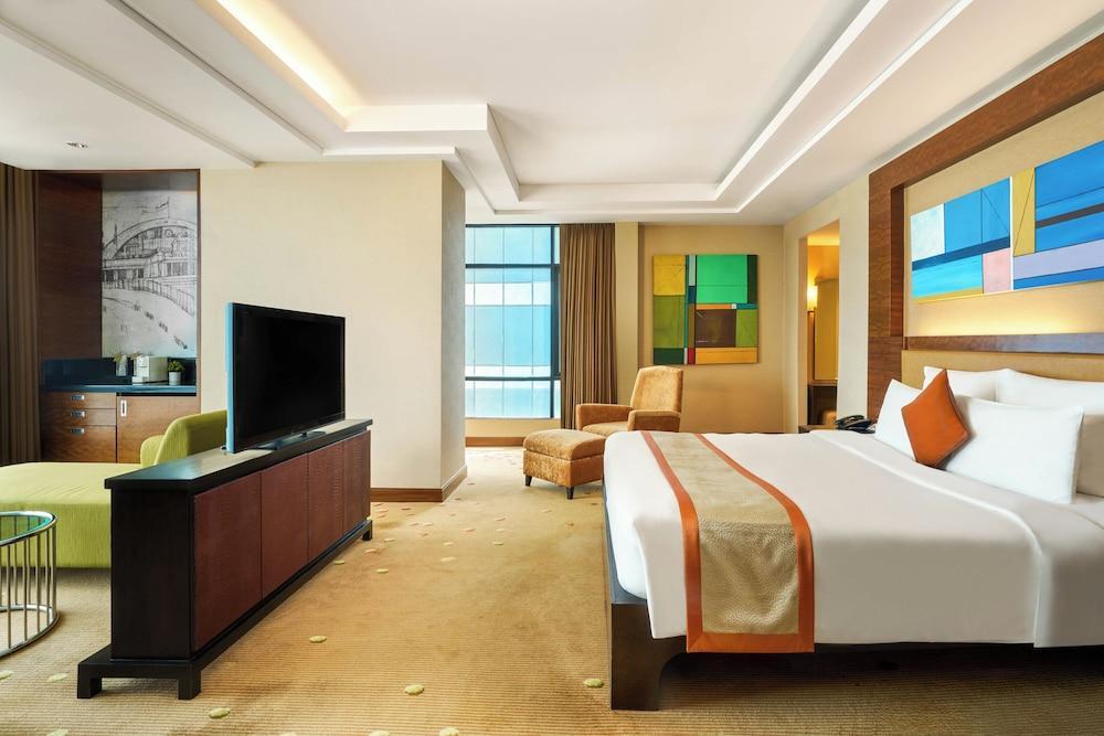 AETAS lumpini Room Type - Deluxe Suite