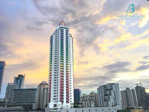 Baiyoke Suite Hotel - Tap to explore photos