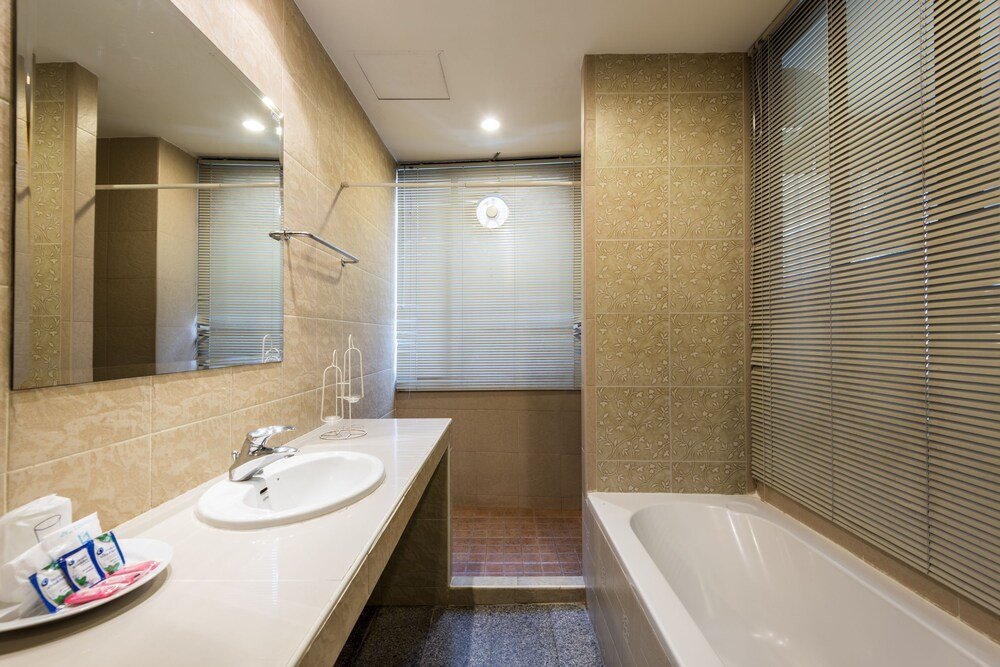 The Best Bangkok House - Tap to explore photos