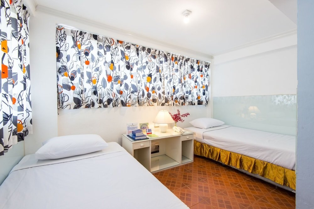 The Best Bangkok House Room Type - Standard Twin Room