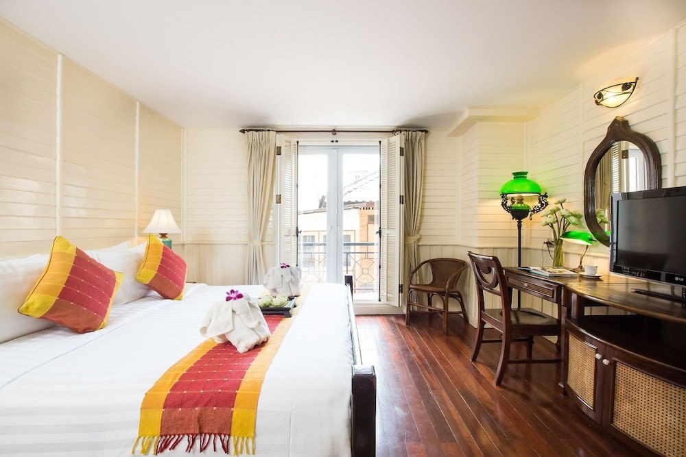 Buddy Lodge Room Type - Superior King Bed