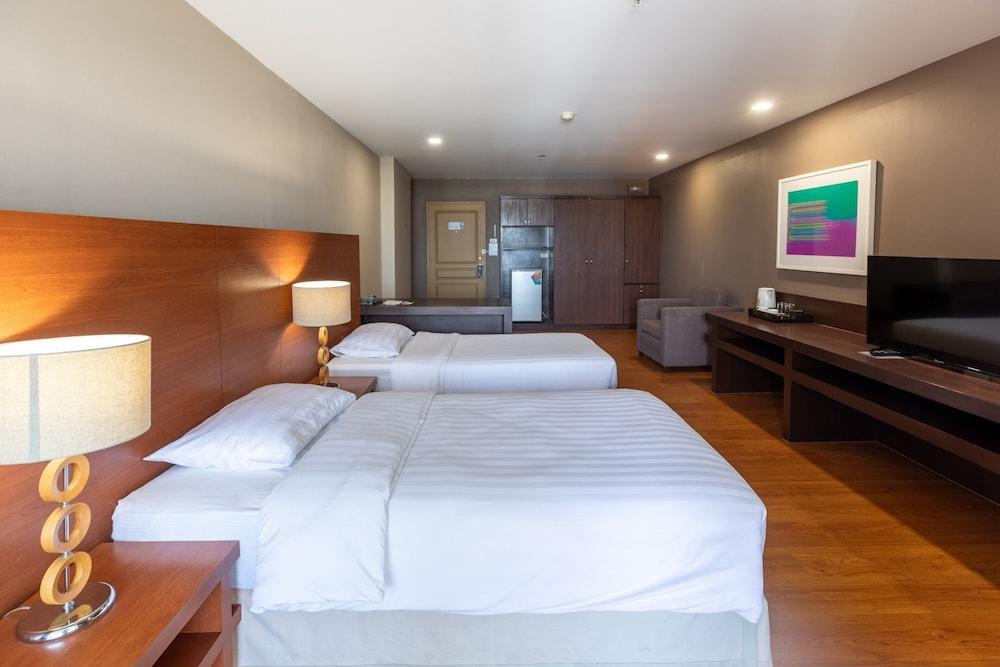 B.U. Place Hotel Bangkok Room Type - Grand Studio Twin