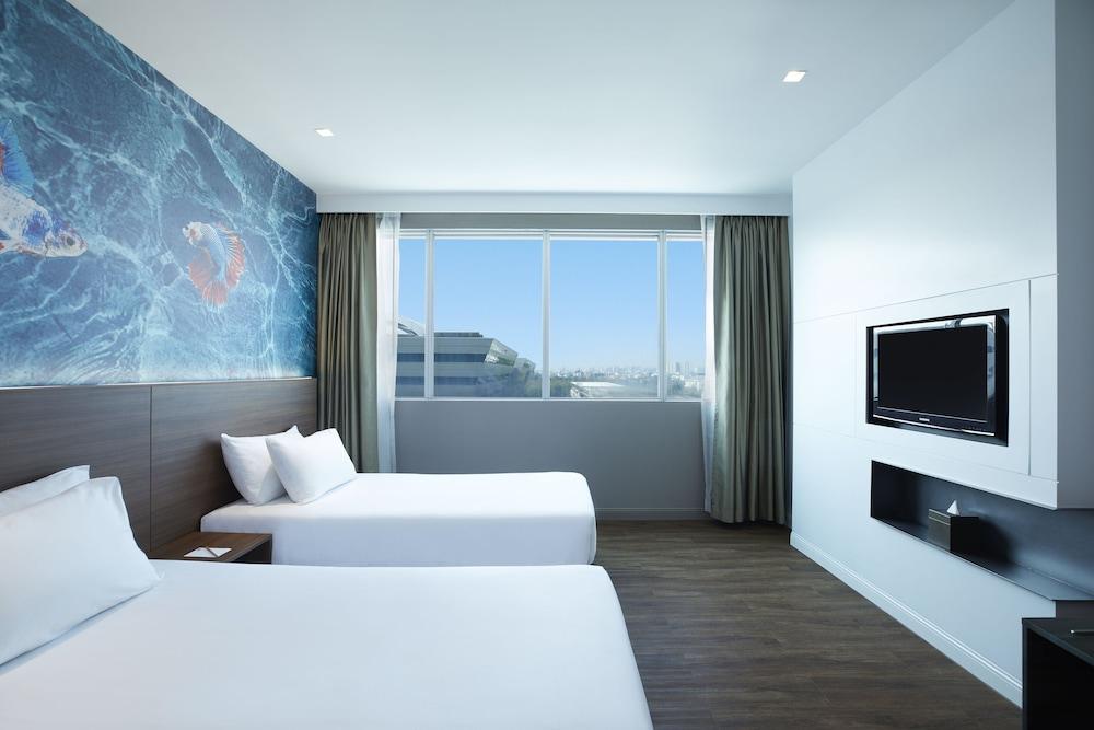 Centara Life Government Complex Hotel & Convention Centre Chaeng Watthana Room Type - Deluxe Twin