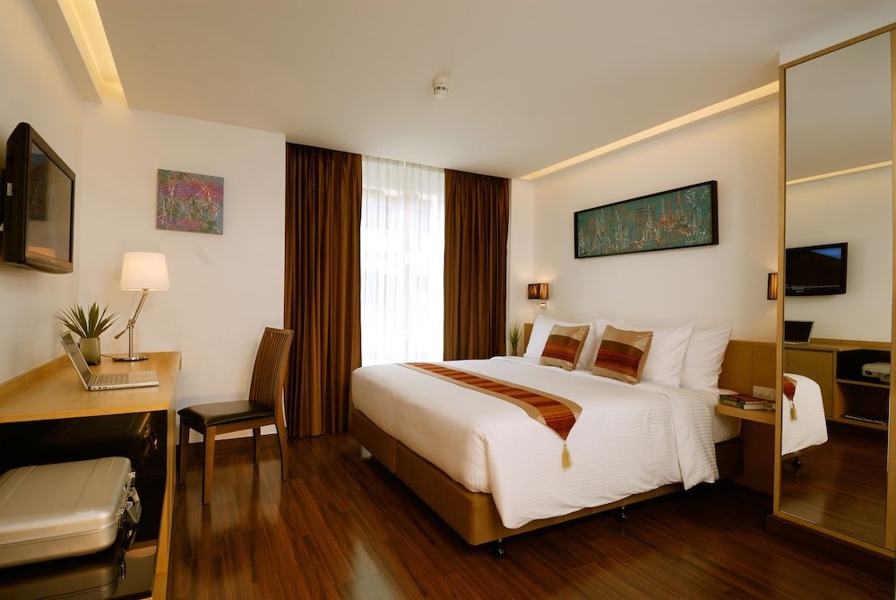 Citypoint Hotel Room Type - Superior King Room