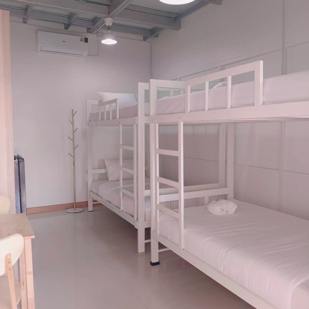 Convenient Resort Room Type - Quadruple Room