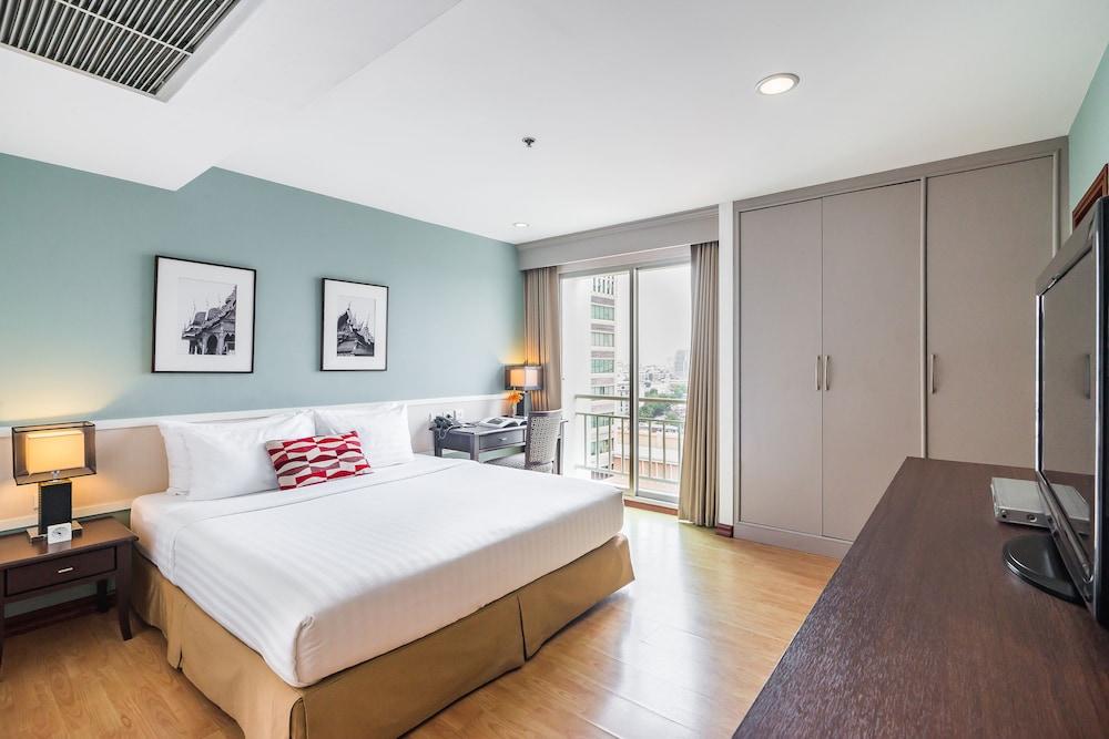 Evergreen Place Siam by UHG Room Type - Deluxe Suite with Balcony Evergreen Place Siam by UHG Room Type - Deluxe Suite with Balcony