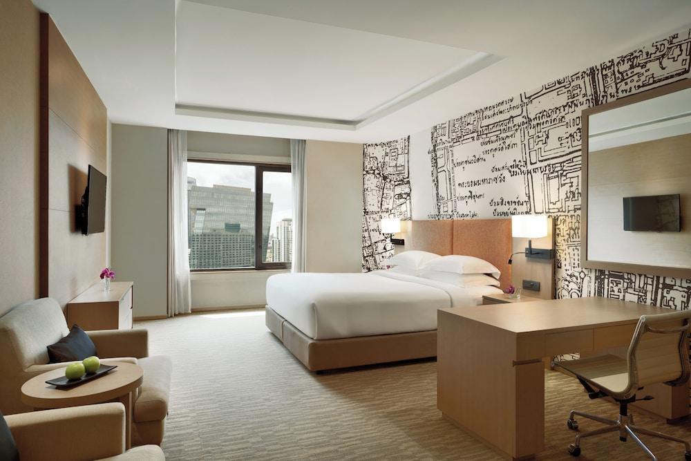 Avani Ratchada Bangkok Room Type - Skyline Suite