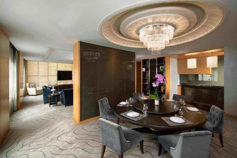 Avani Ratchada Bangkok Room Type - Presidential Suite
