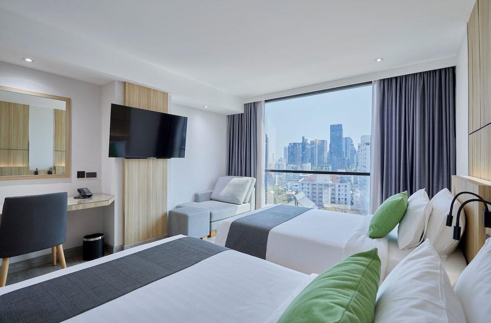 Four Wings Hotel Room Type - Elegance Floor Room