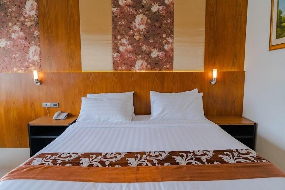 Forum Park Hotel Room Type - Deluxe Double or Twin Room, 1 Bedroom, Balcony, City View Forum Park Hotel Room Type - Deluxe Double or Twin Room, 1 Bedroom, Balcony, City View