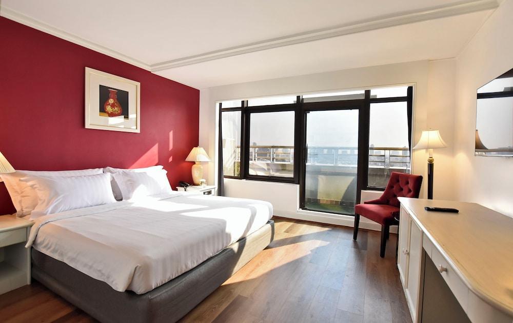 Grand China Bangkok Room Type - Superior Room, Balcony, River View